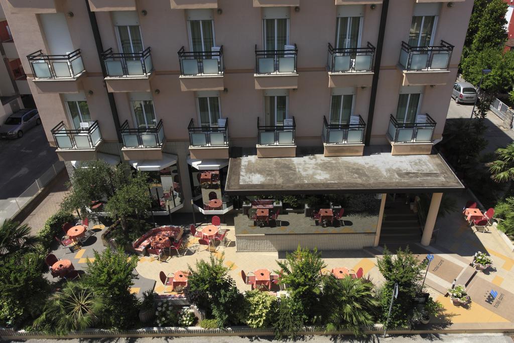 Hotel Conti Rimini Exterior foto